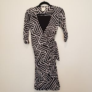 Anthropologie Vanessa Virginia Lena semi faux wrap dress Size XS